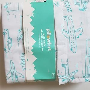 Pillowfort full size sheet set